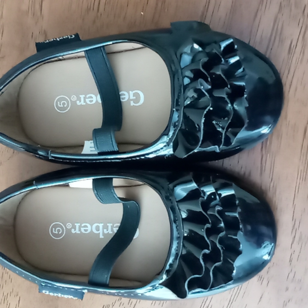 Baby girl shoes 5c